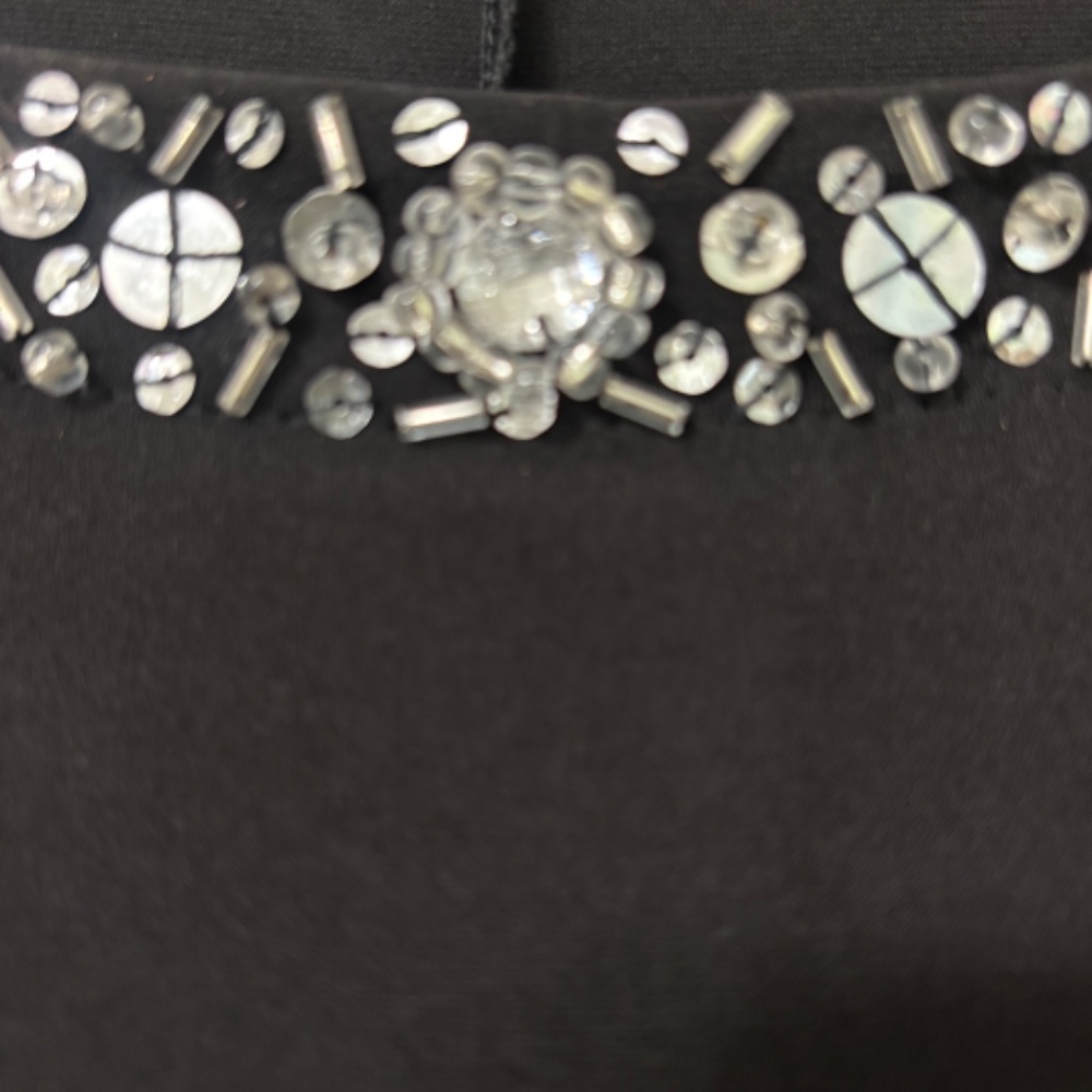 Susan Graver PLUS Liquid Knit cut out Tunic with SILVER embellishments 2X - Picture 2 of 5